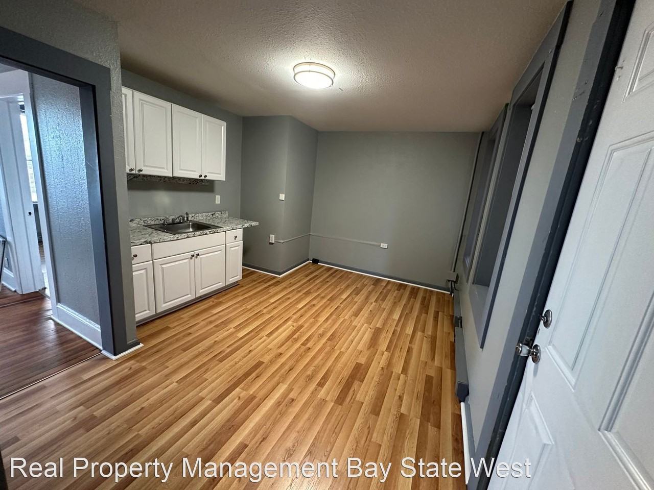 691-693 State St - Photo 2 of 14