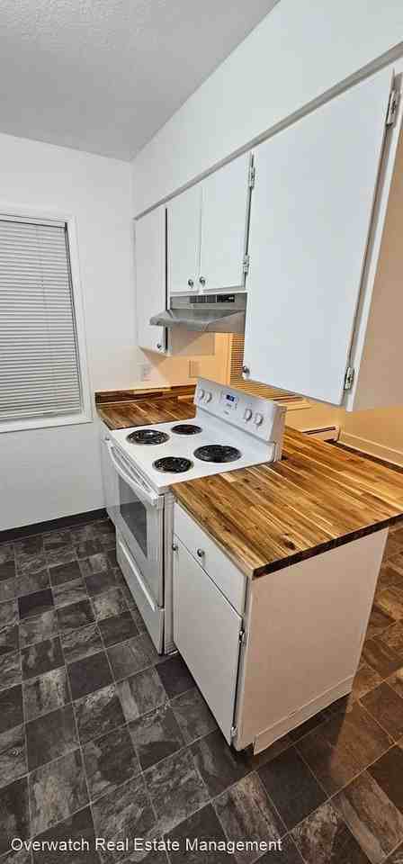 1935 Karluk st - Photo 3 of 7