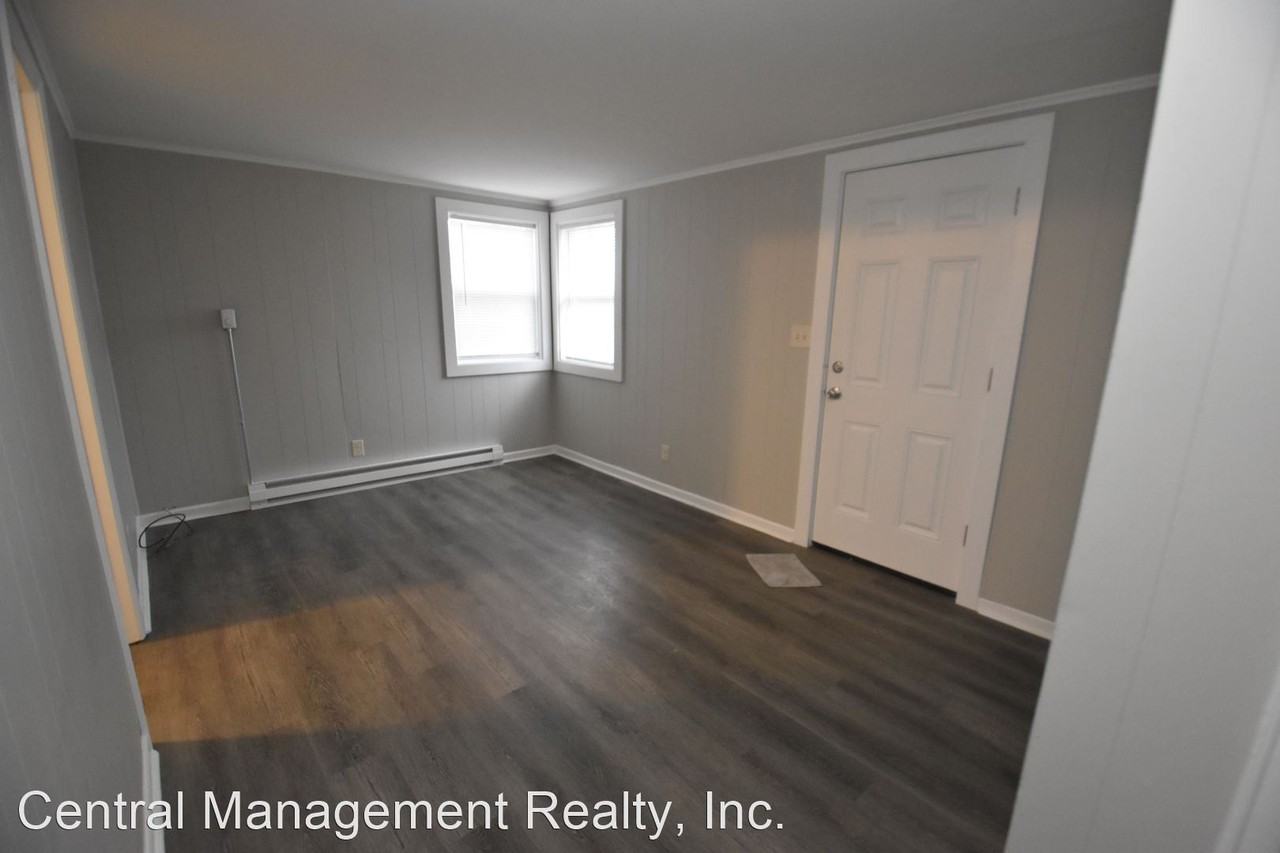 217 W Russ Ave - Photo 2 of 11