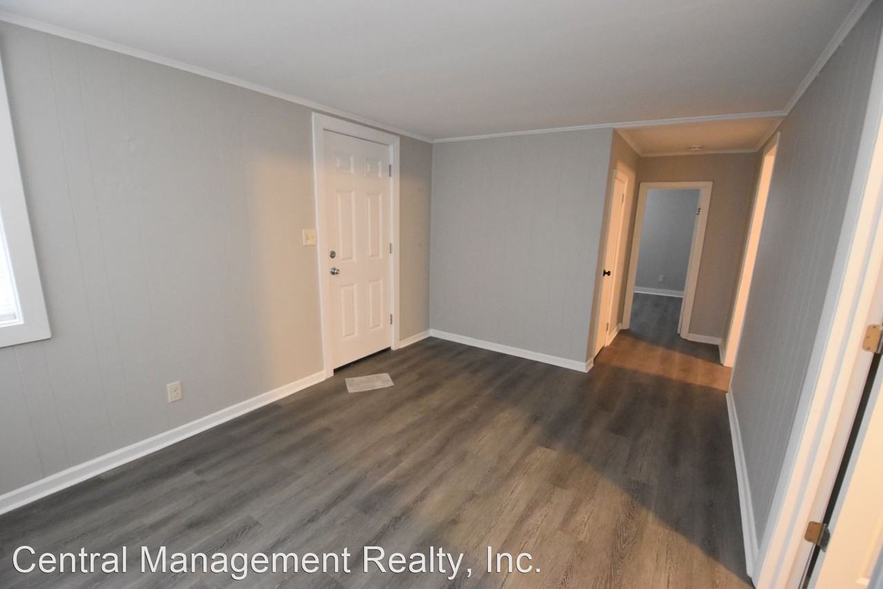 217 W Russ Ave - Photo 3 of 11