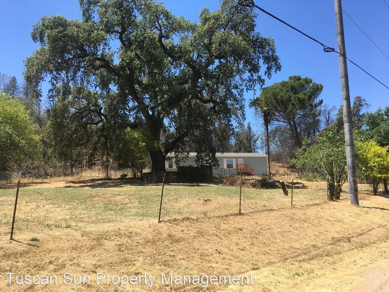 20105 Sunrise Dr, Redding, CA 96003 2 Bedroom House for 1,400/month