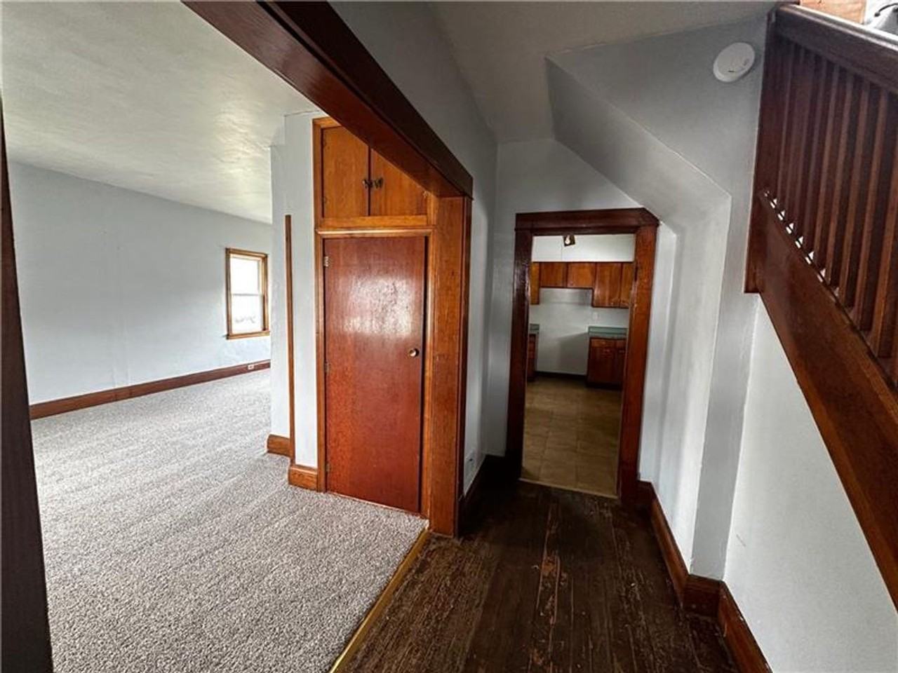 708 E Budd St - Photo 3 of 9