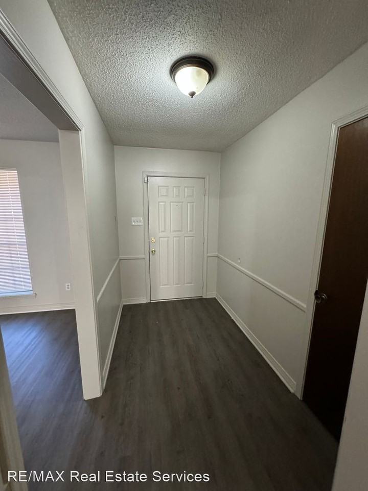 6519 Tierra Dr - Photo 3 of 19