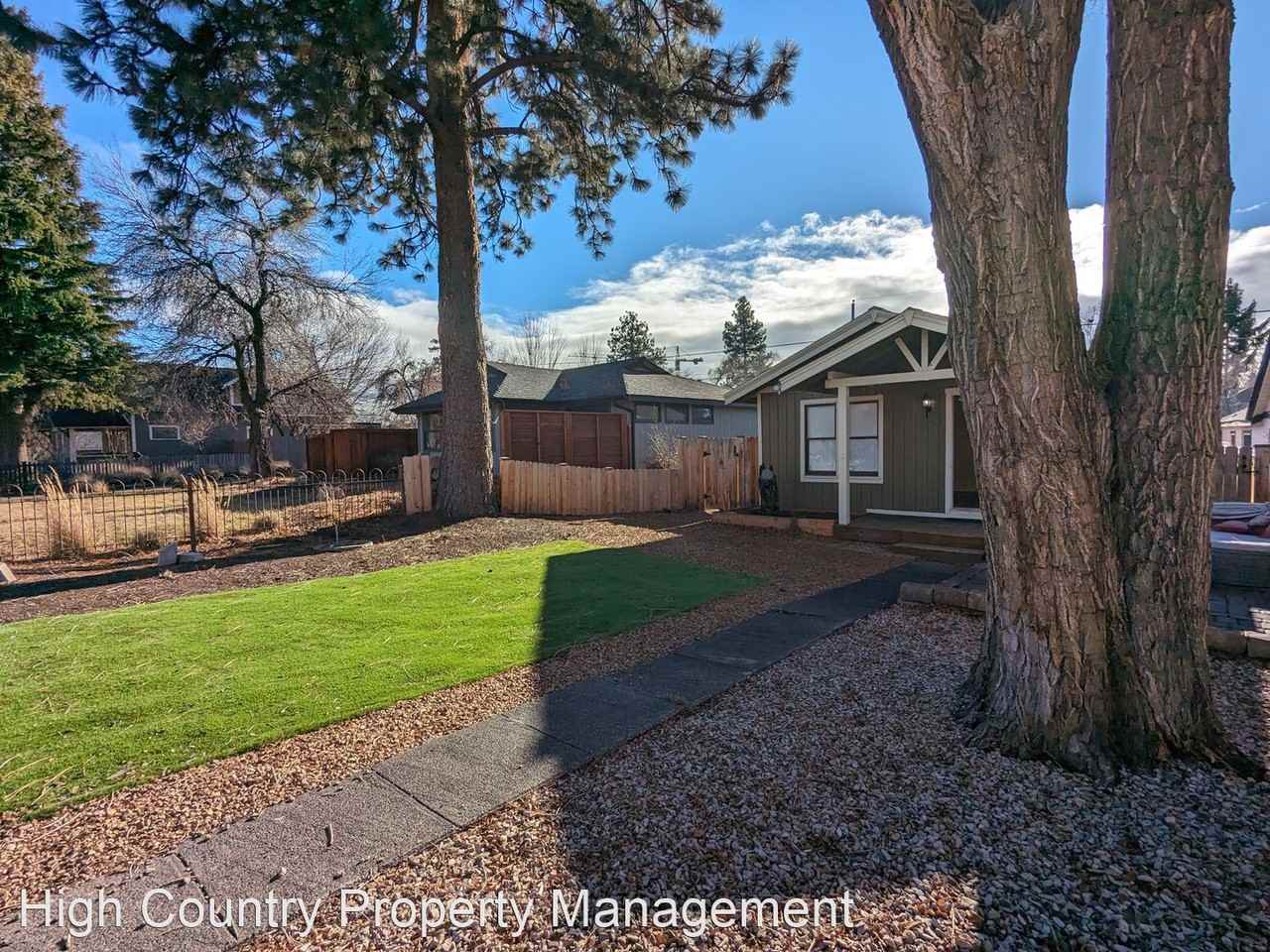 605 Nw Delaware Ave - Photo 2 of 27