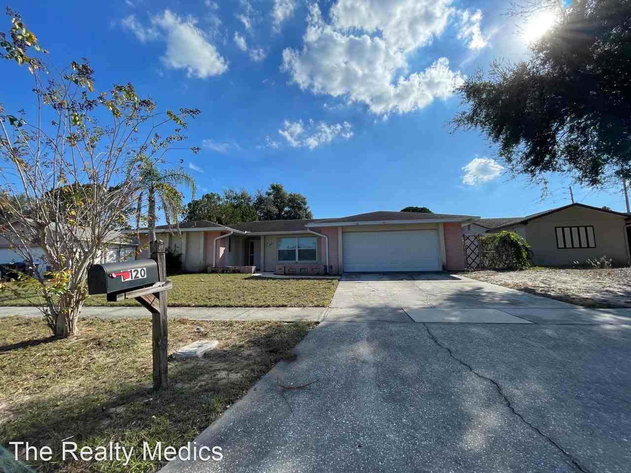 7120 Scruboak Ln - Photo 2 of 34