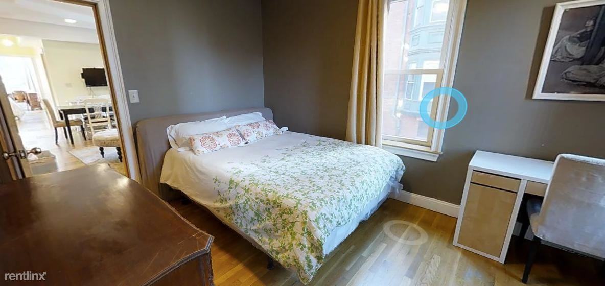 1033 Tremont St - Photo 3 of 8