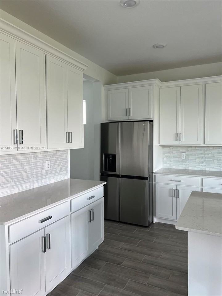 19676 Blooming Orchard Dr - Photo 3 of 18