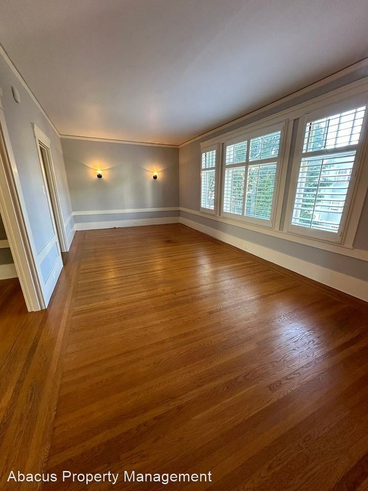 46 Atalaya Ter - Photo 2 of 22