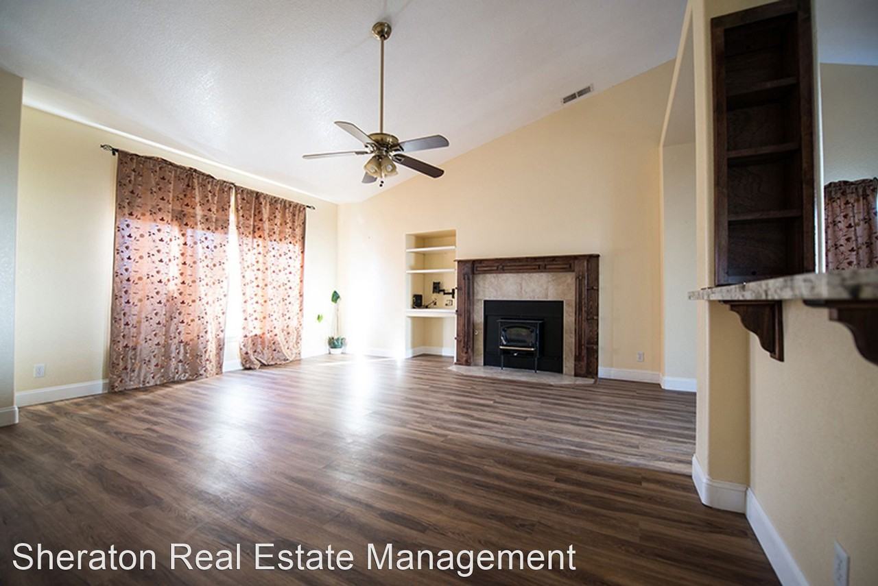 2657 Fairfield Cmn - Photo 2 of 5