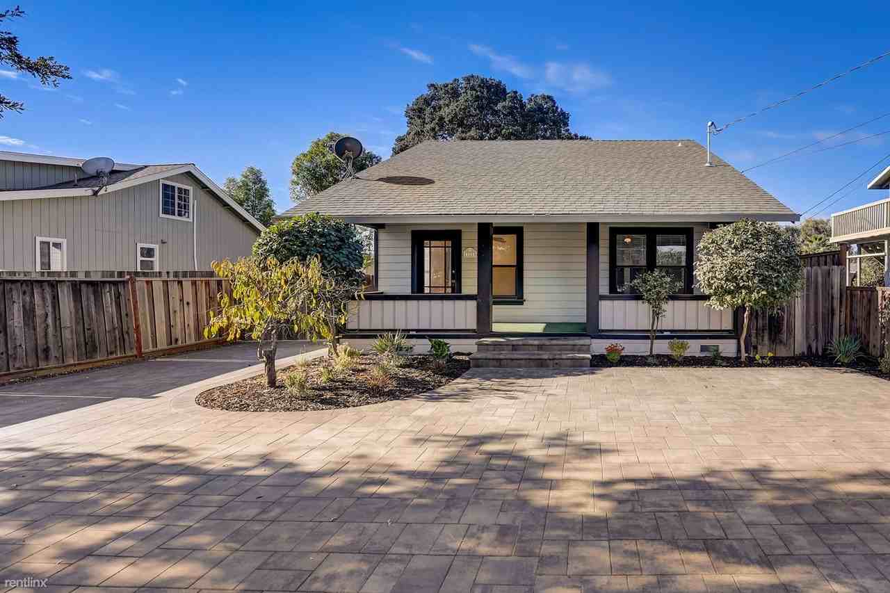 13215 Lincoln Ave - Photo 2 of 18