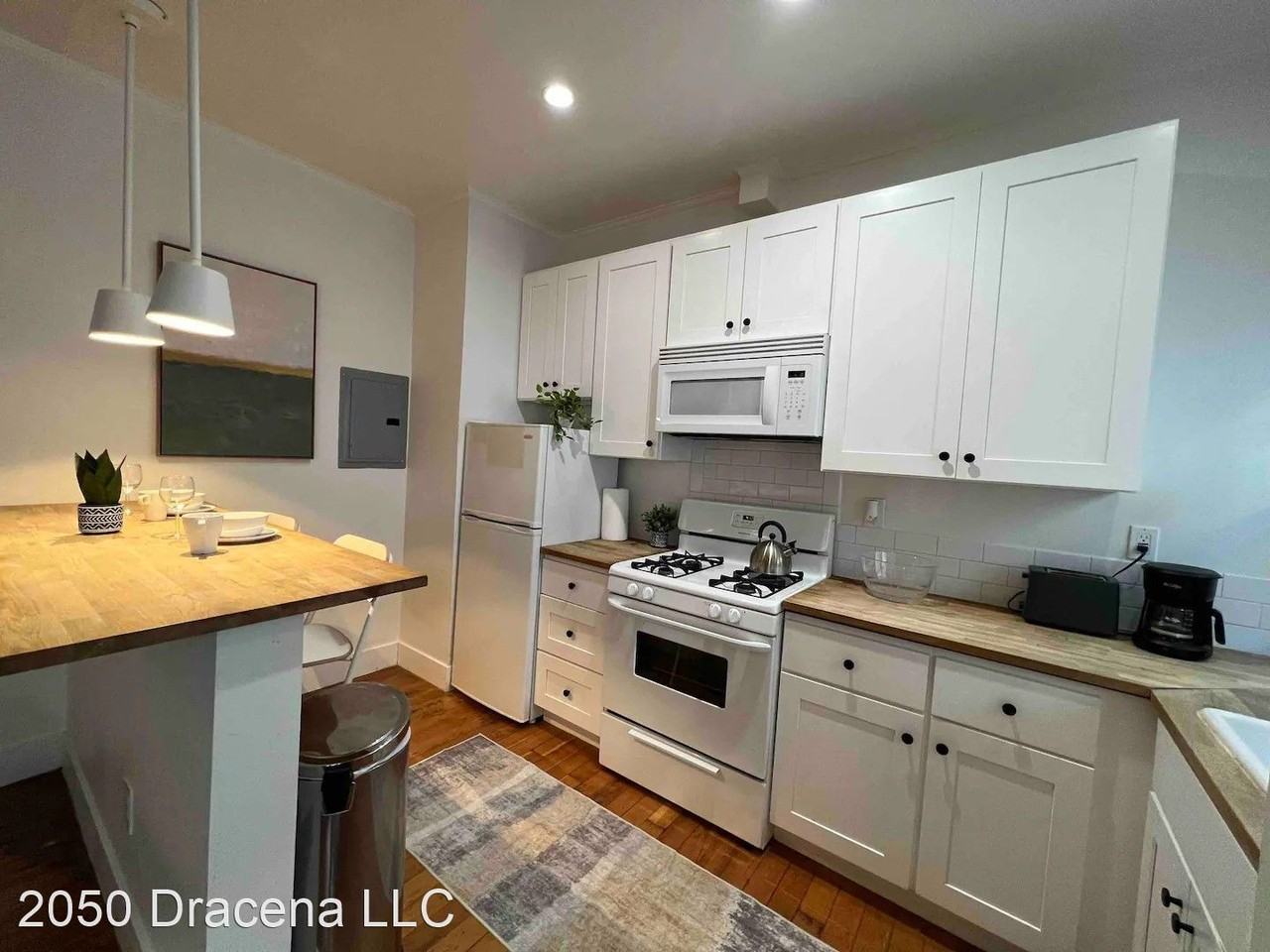 2050 Dracena Dr. - Photo 2 of 10