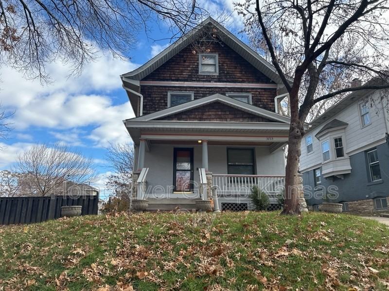 3733 Wyandotte St - Photo 2 of 12