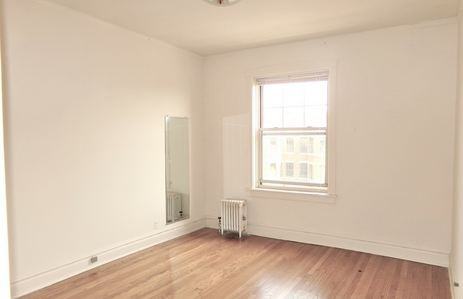 1051 W North Shore Ave #2E - Photo 3 of 13