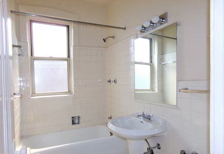 1051 W North Shore Ave #2E - Photo 7 of 13