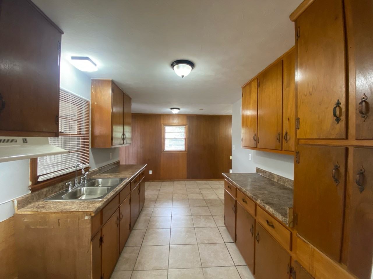 1937 Goodhaven Dr - Photo 2 of 13