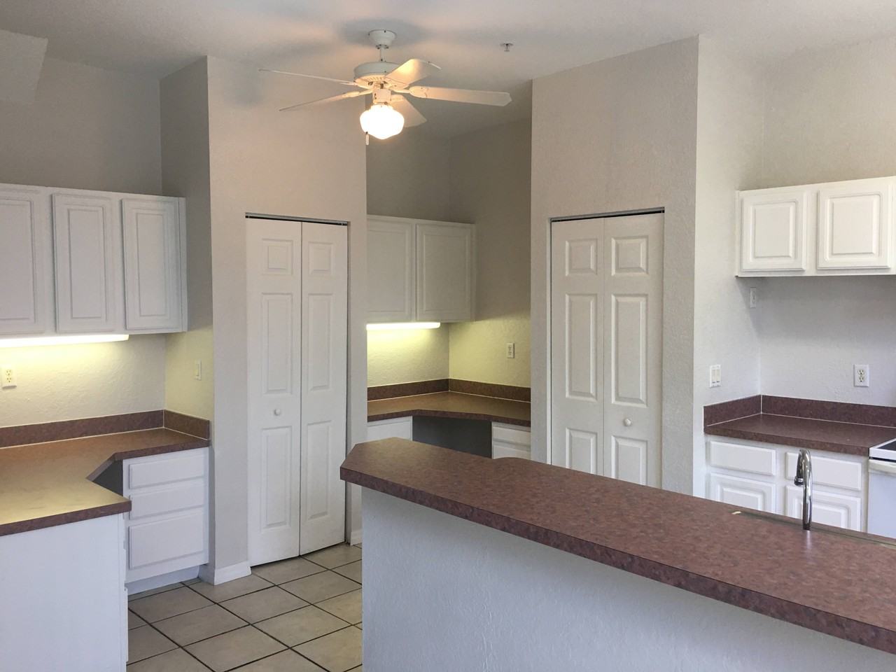 5050 Sunridge Palms Dr #202 - Photo 7 of 23
