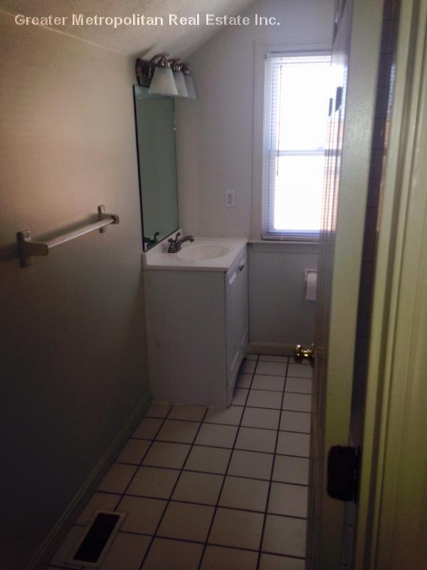 280 Main St 3 - Photo 3 of 6