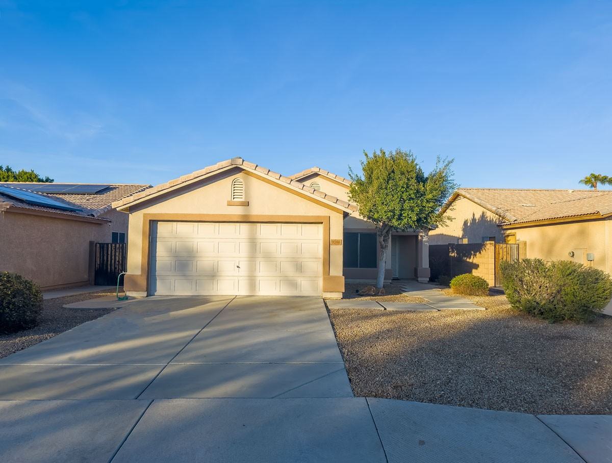 9286 W Potter Dr - Photo 2 of 23