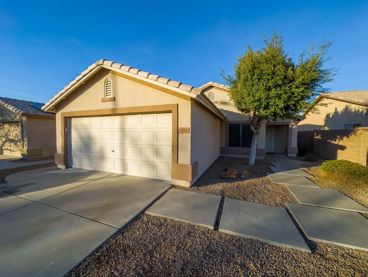 9286 W Potter Dr - Photo 3 of 23