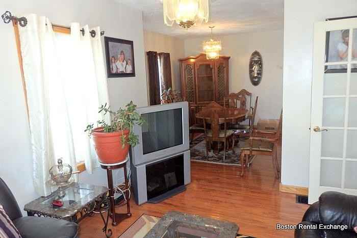 30 Alpine St 2 - Photo 2 of 17