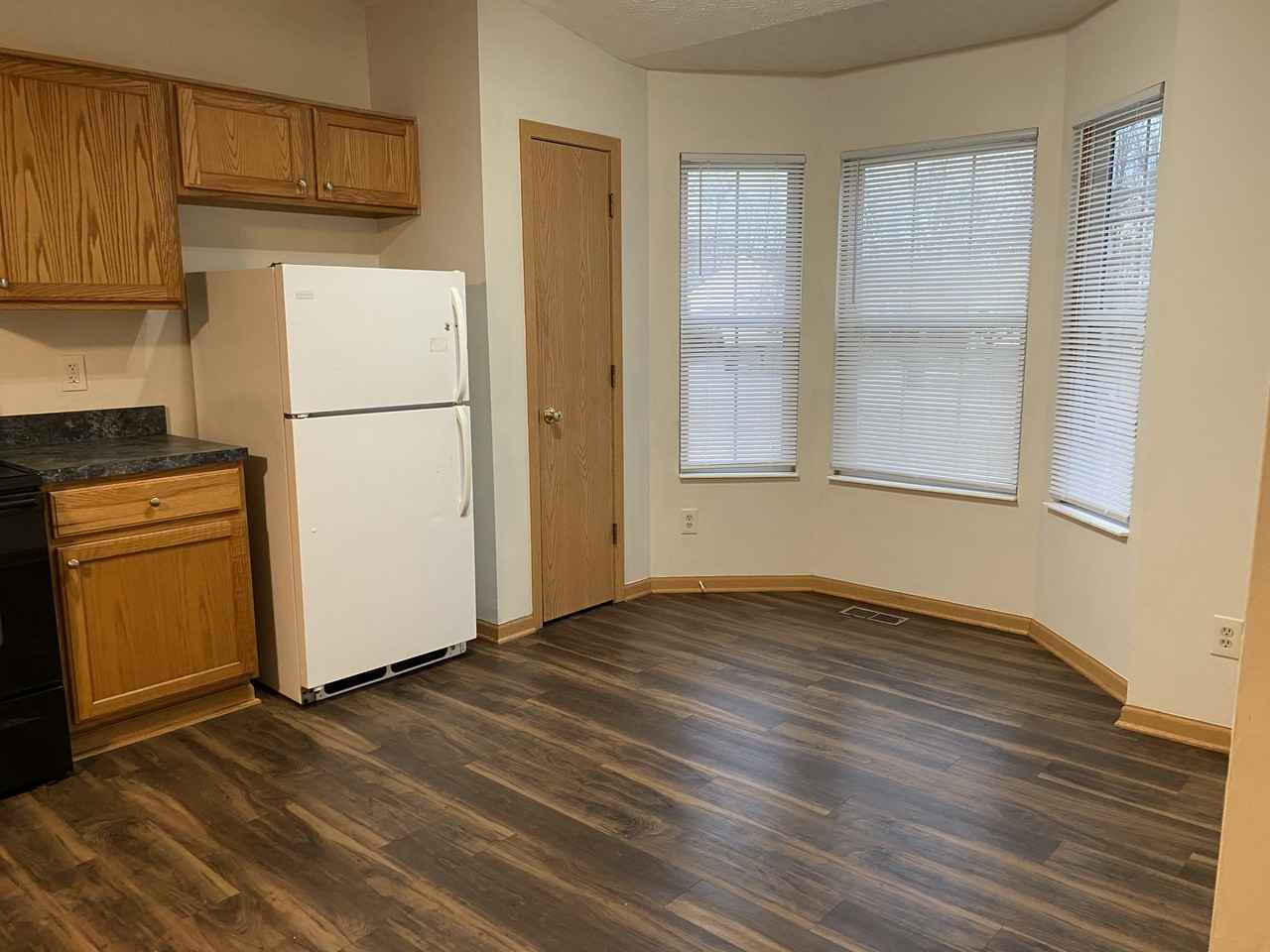 4941 Petticoat Ct - Photo 6 of 21