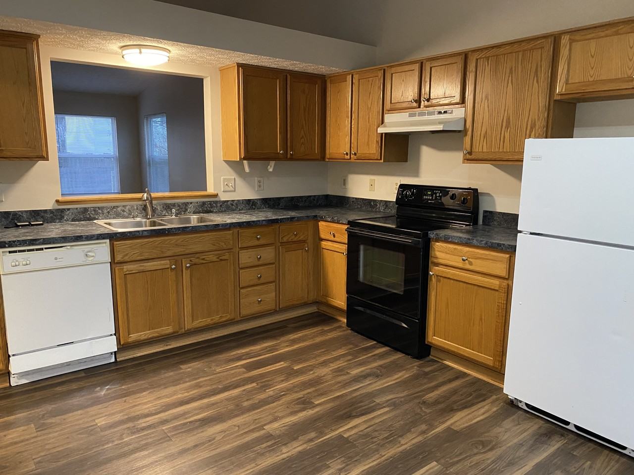 4941 Petticoat Ct - Photo 7 of 21