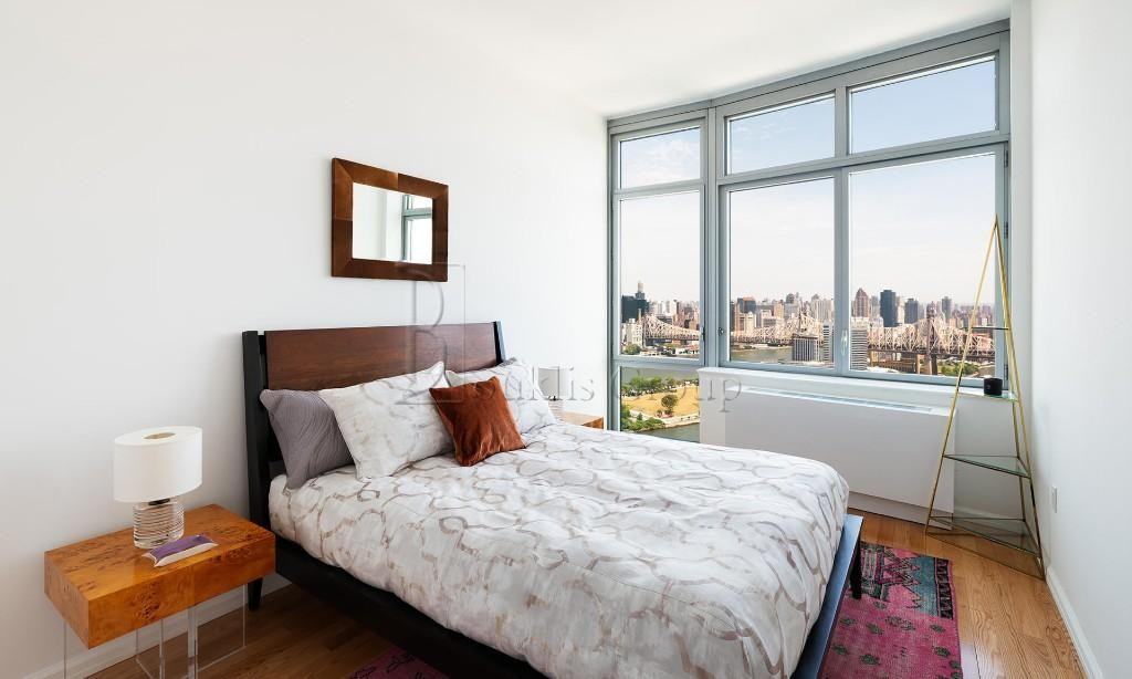 52 Centre St #2208 - Photo 3 of 4