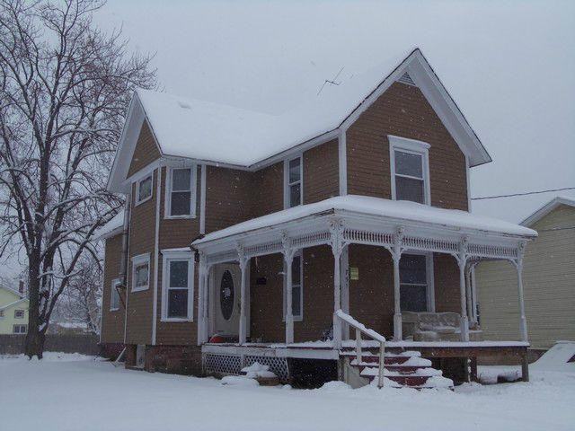 751 Church St - Photo 2 of 2