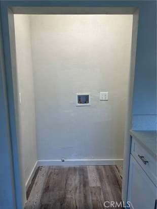 1009 W Spruce St - Photo 3 of 10