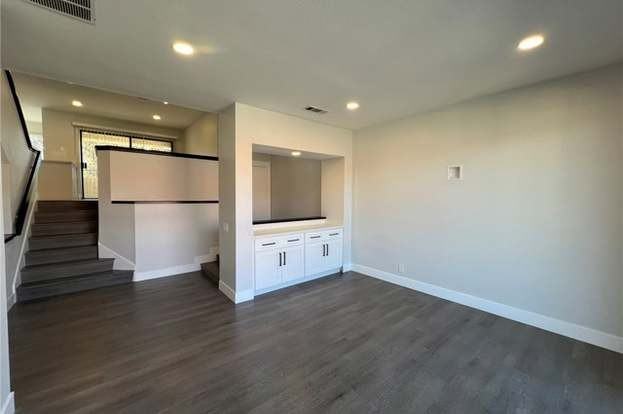 1134 Walnut Grove Ave #C - Photo 3 of 24