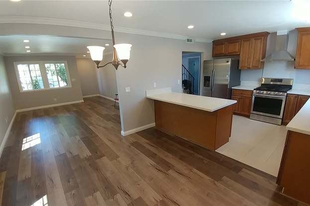 12102 175th St - Photo 3 of 18