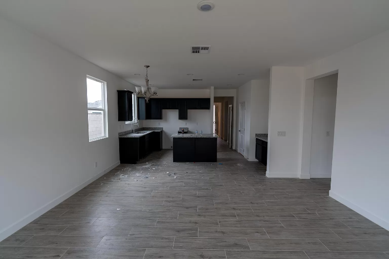 640 East Vail Lane - Photo 3 of 15