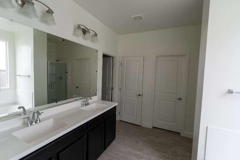 640 East Vail Lane - Photo 4 of 15