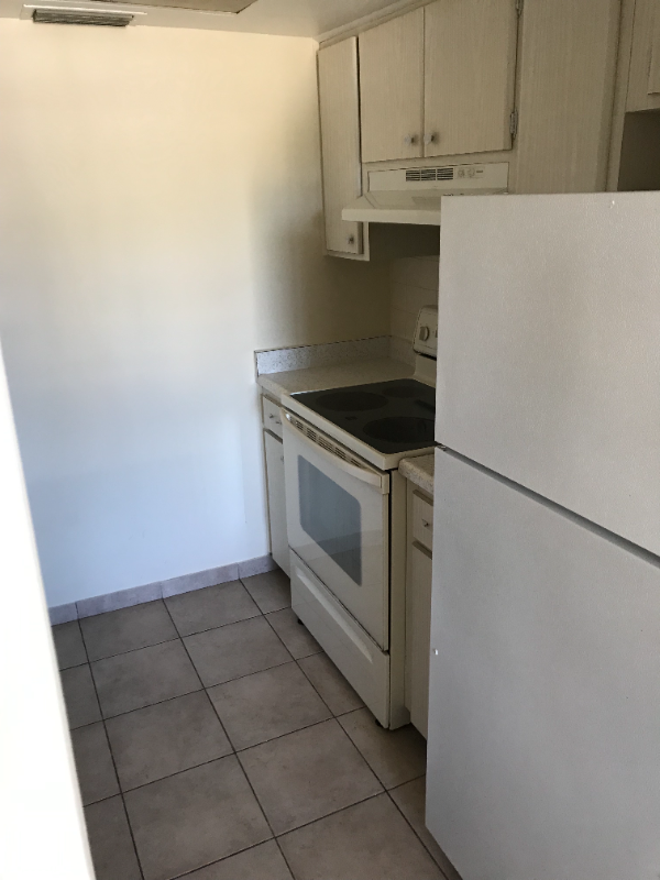 411 S Nimbus Ave #3 - Photo 3 of 16