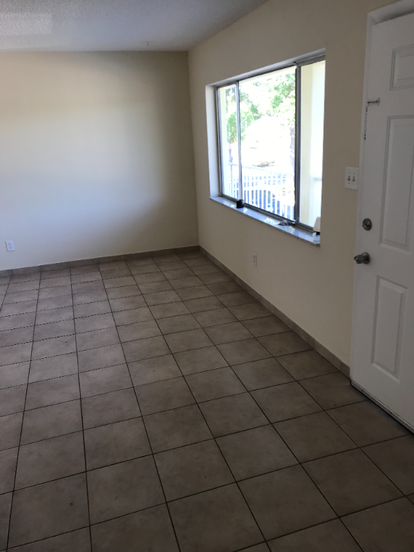 411 S Nimbus Ave #3 - Photo 5 of 16