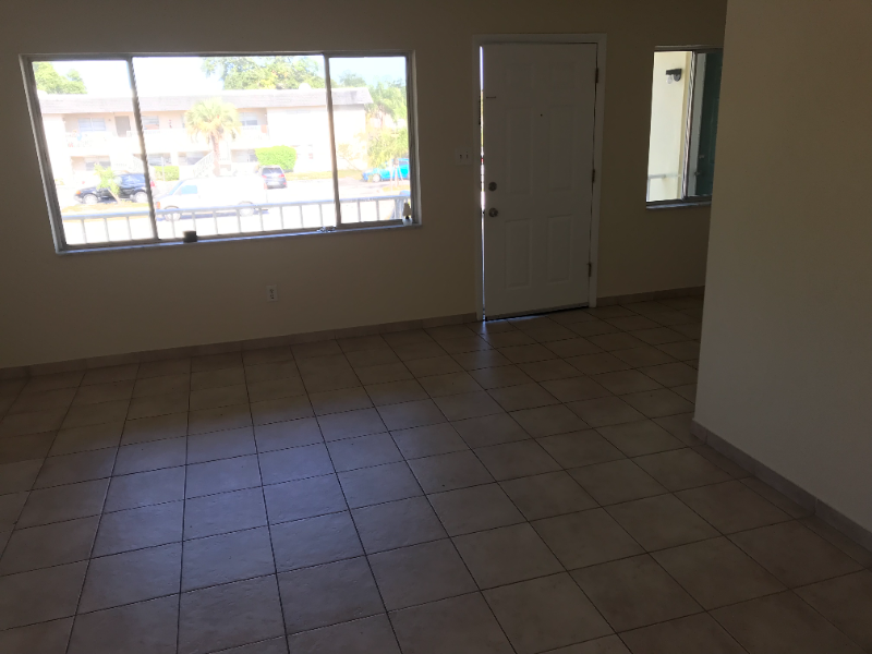 411 S Nimbus Ave #3 - Photo 6 of 16