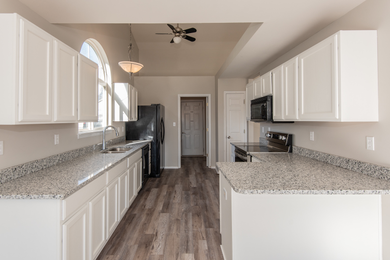 2517 Silver Lake Estates Dr - Photo 2 of 43