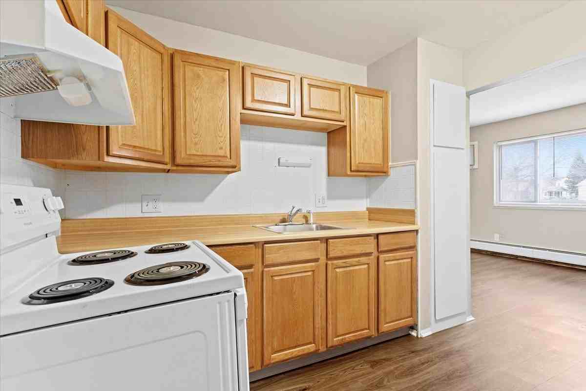 1778 Goddard Rd #1778-1UPG - Photo 2 of 9