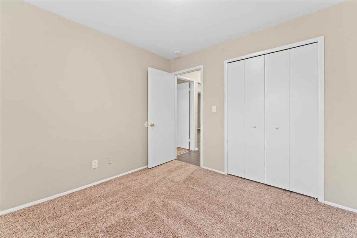 1778 Goddard Rd #1778-1UPG - Photo 6 of 9