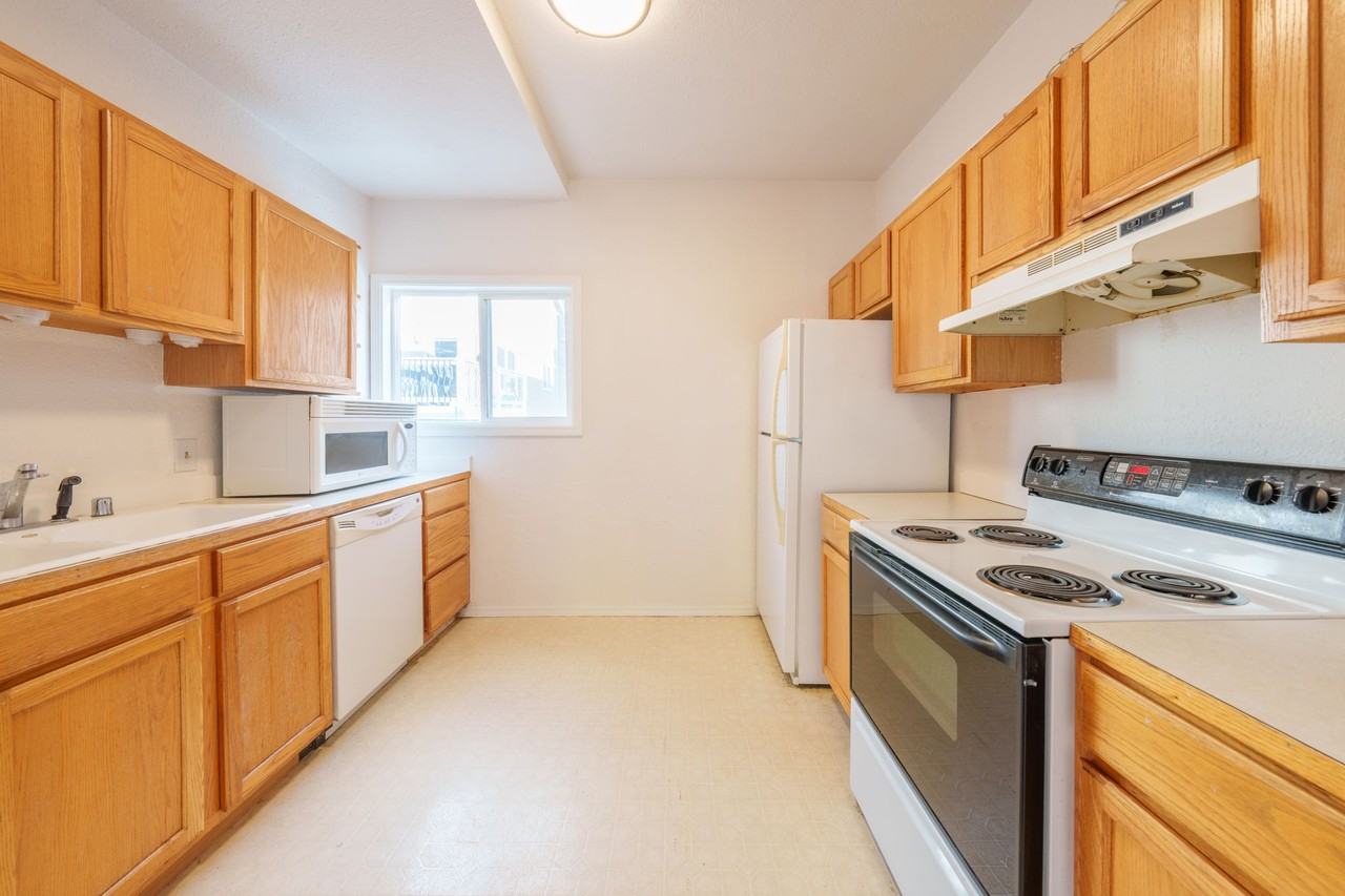 404 21st Ave #A - Photo 2 of 20