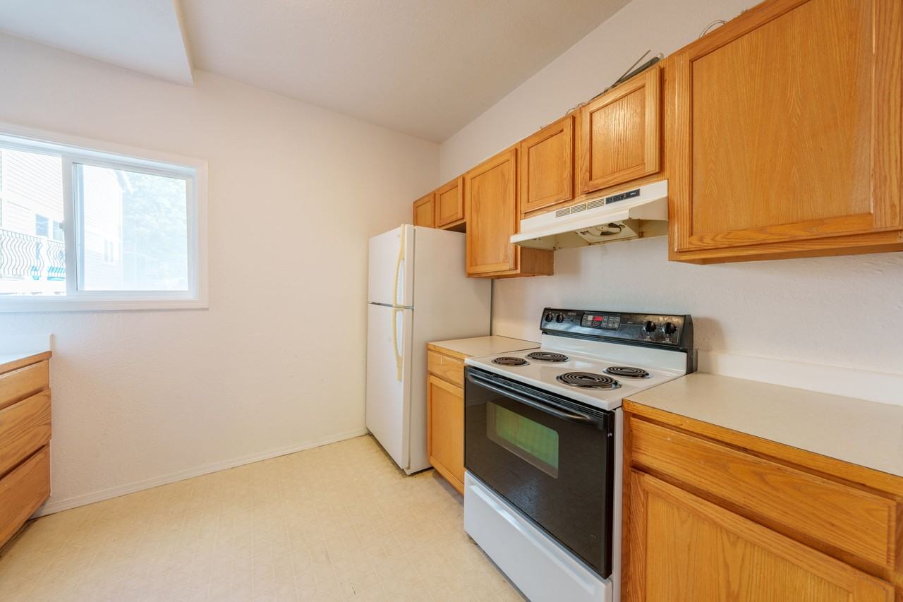 404 21st Ave #A - Photo 4 of 20