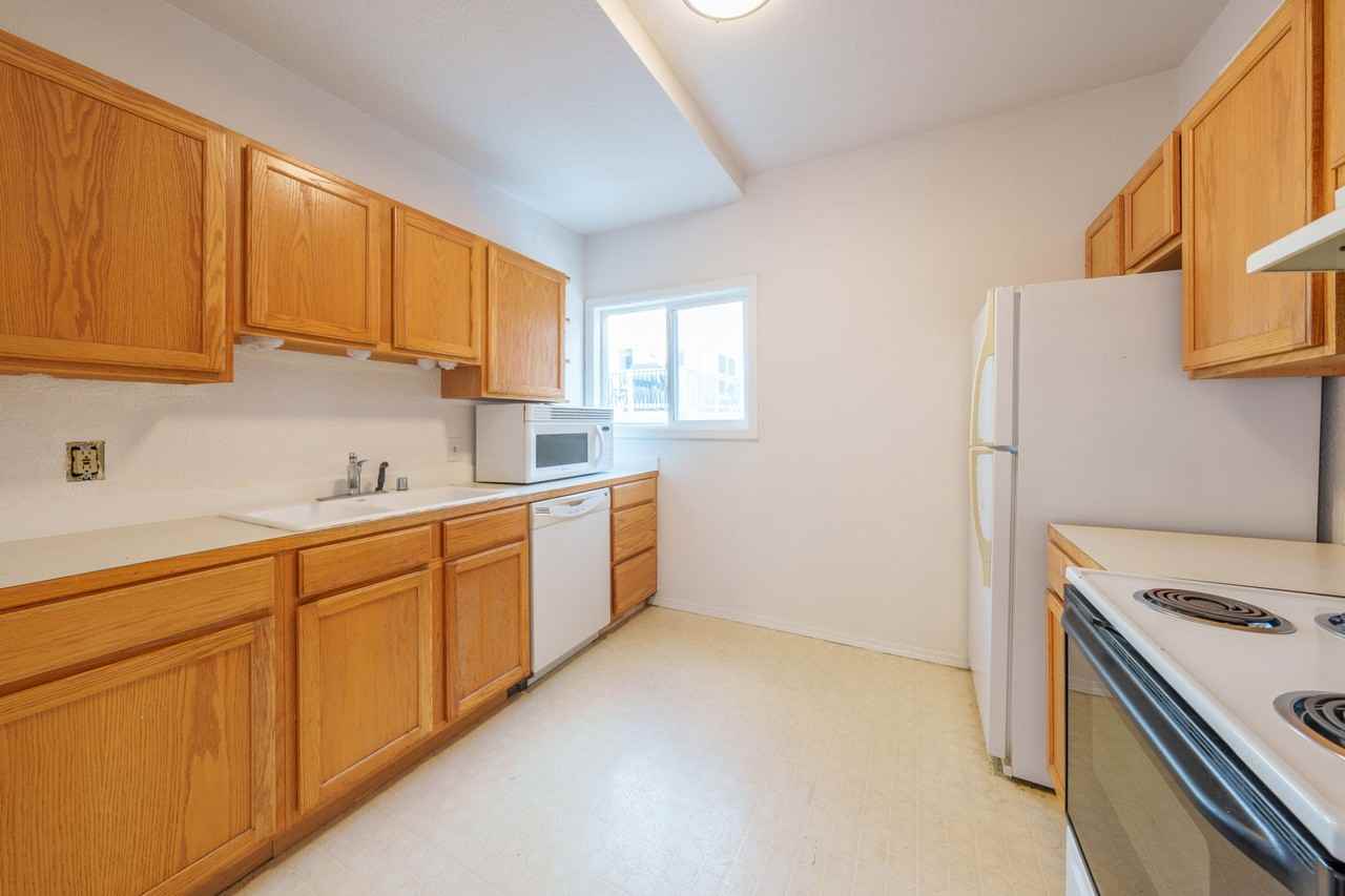 404 21st Ave #A - Photo 5 of 20