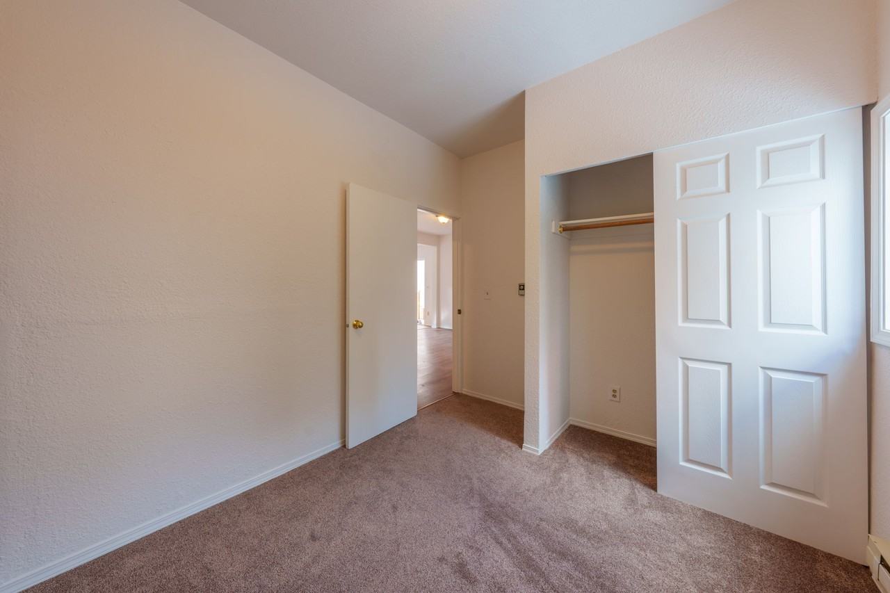 404 21st Ave #A - Photo 7 of 20