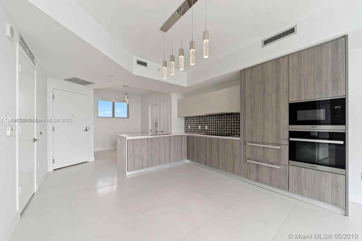 NE 27th St & Biscayne Blvd - Photo 2 of 5
