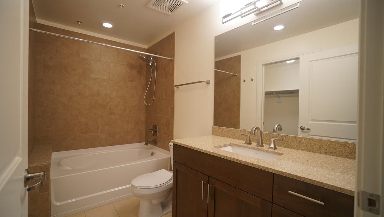 3301 Arapahoe Ave - Photo 4 of 6