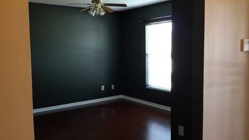 1501 Talamore Ln - Photo 3 of 13