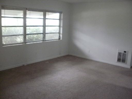 608 Beach Ave - Photo 2 of 11