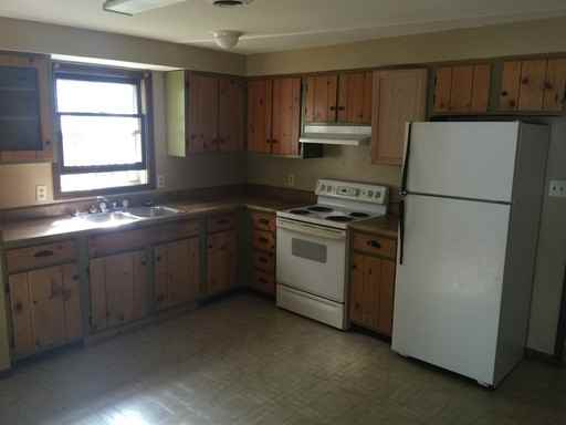 5204 Webster St - Photo 3 of 9