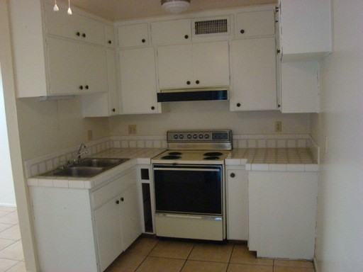2332 N Kiowa Blvd #2 - Photo 3 of 8