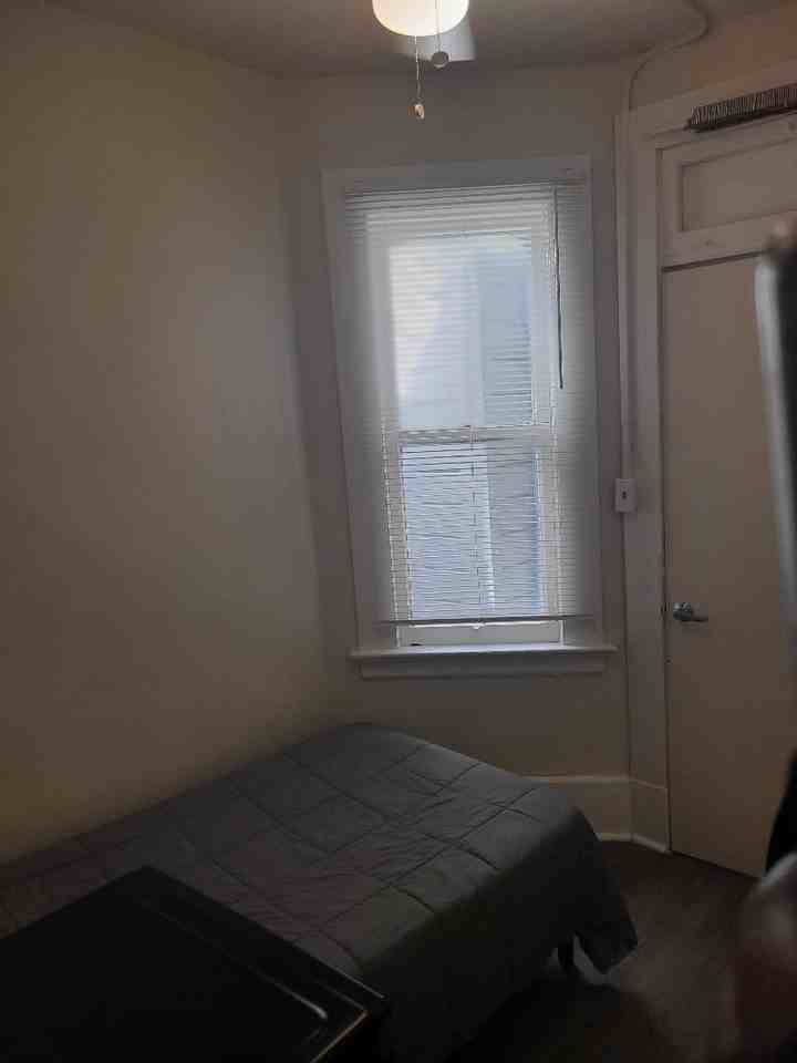 BCSF Broadway Complex SF - Photo 4 of 9